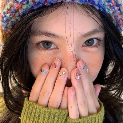 挎斗摩托车里的狗